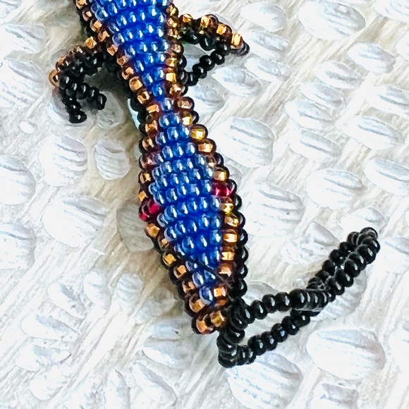 NWOT Lizard Beaded Bracelet - Picture 2 of 3